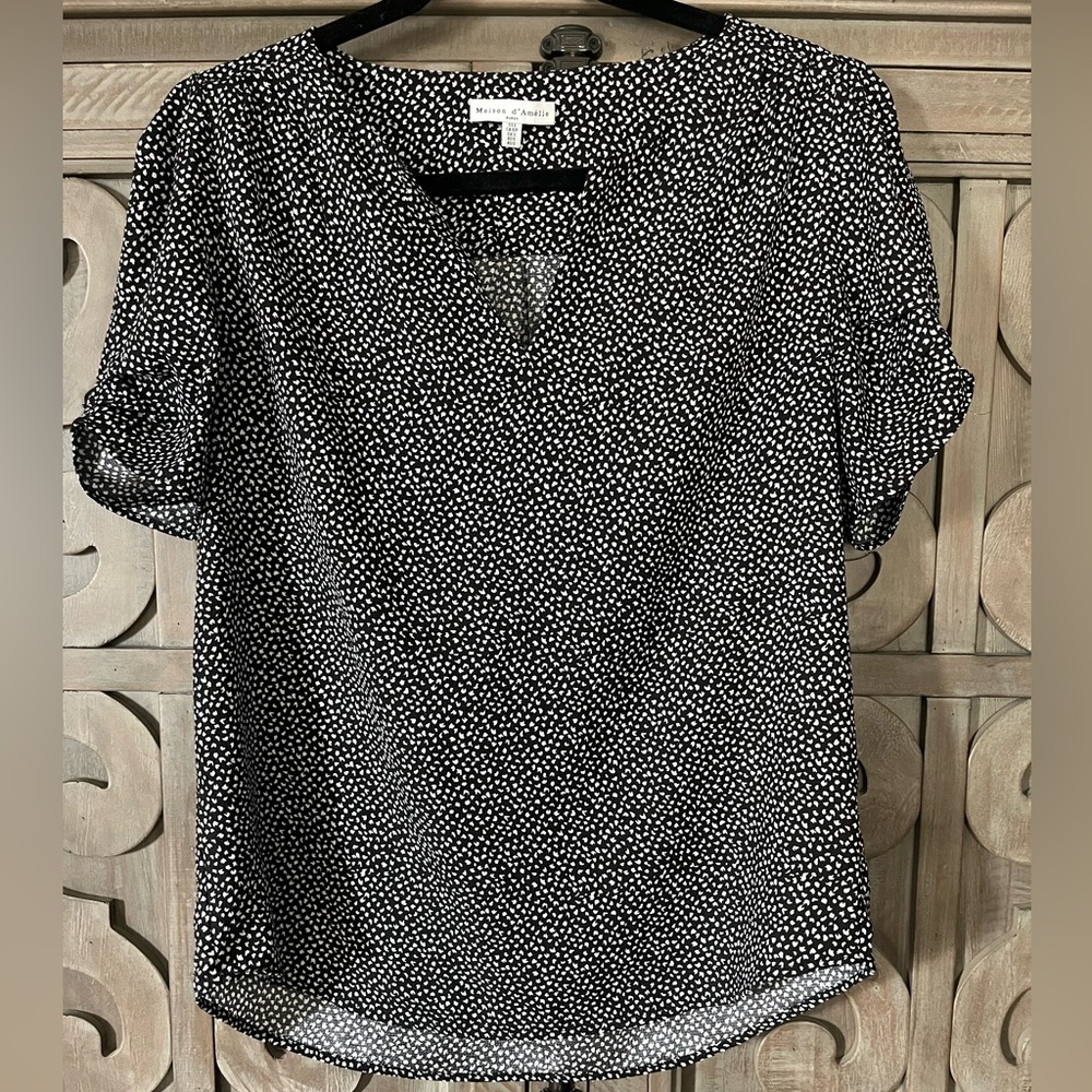 Elegant Black and White Women's Blouse